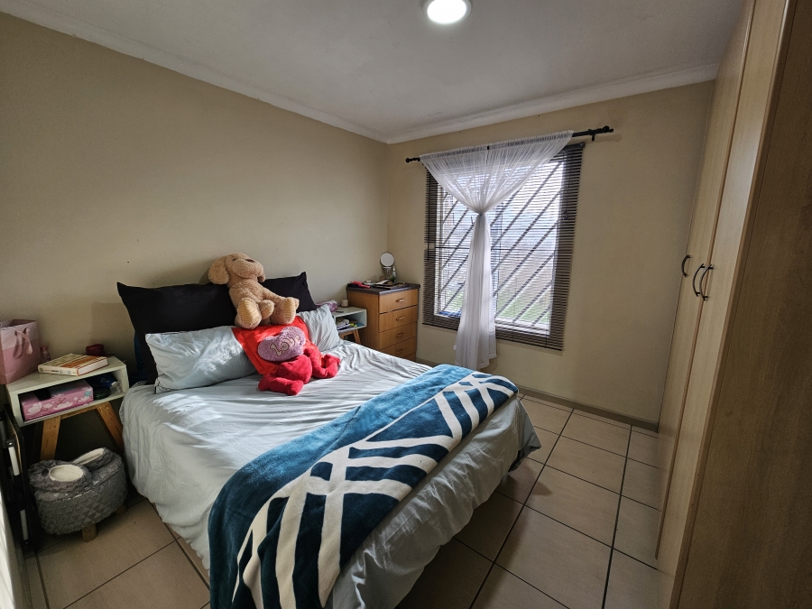 2 Bedroom Property for Sale in Marinda Park Western Cape